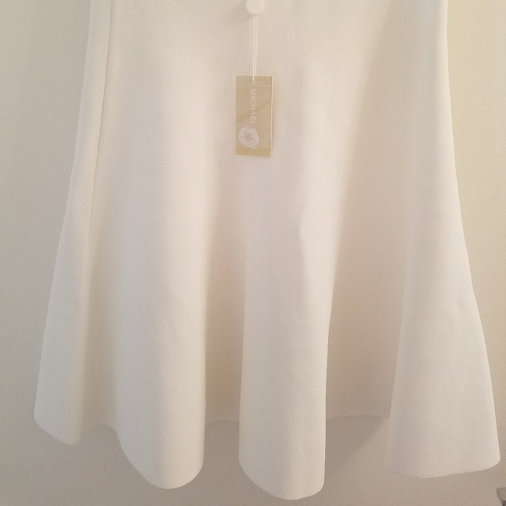 Flattering Michael Kors Skater Flare skirt - White